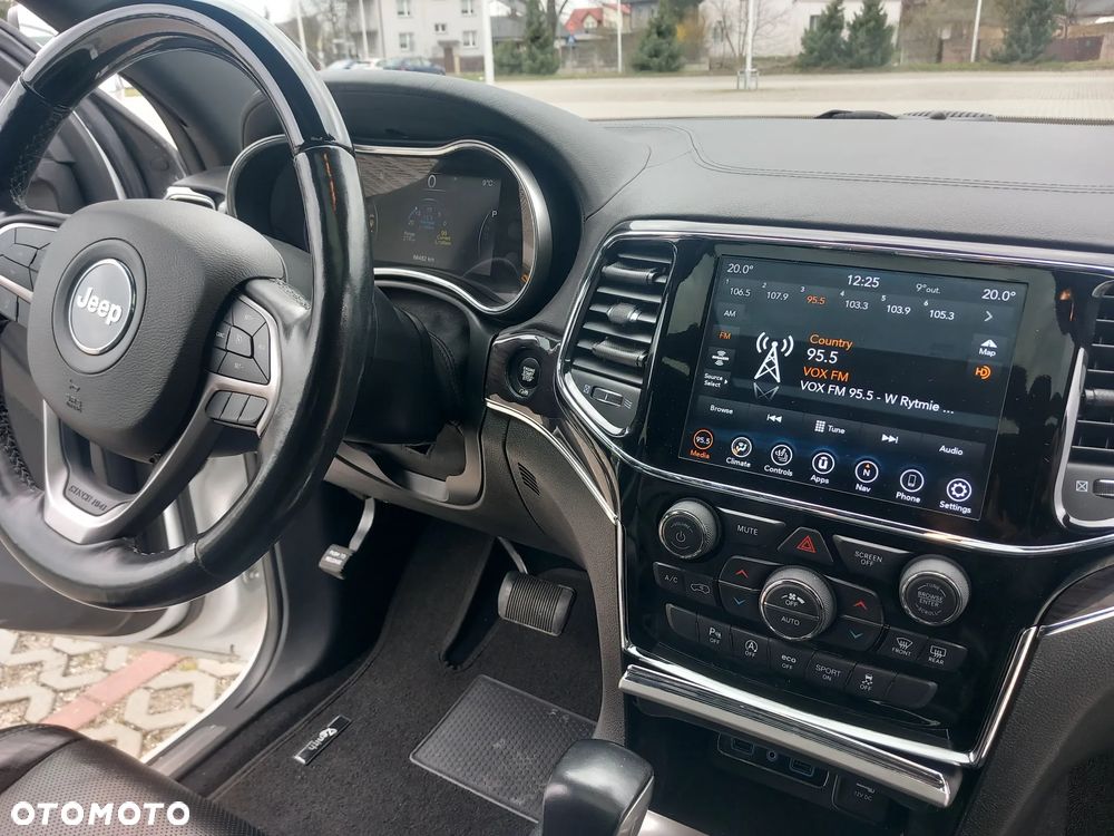 Jeep Grand Cherokee 3.6 V6 Overland - 27