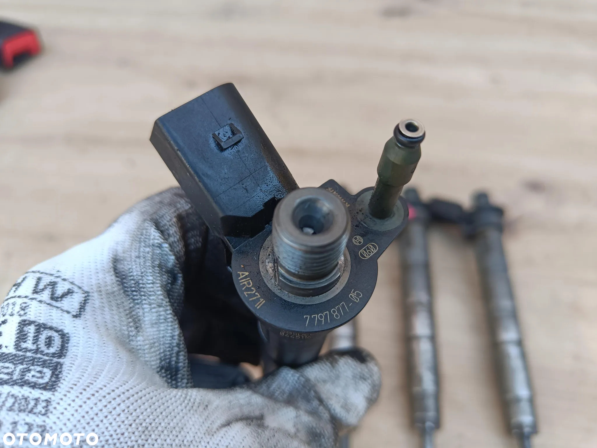BMW E60 E87 E90 2.0D N47 WTRYSKIWACZE WTRYSKI WTRYSKIWACZ 7797877 - 7