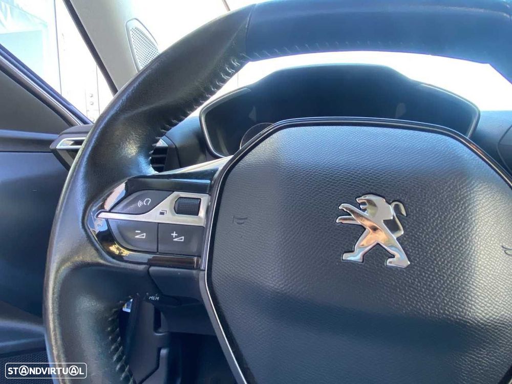 Peugeot 2008 1.5 BlueHDi Allure - 11