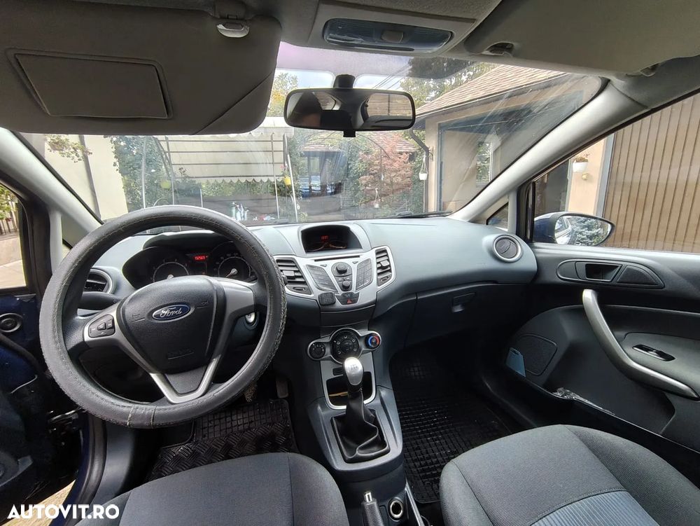 Ford Fiesta - 7