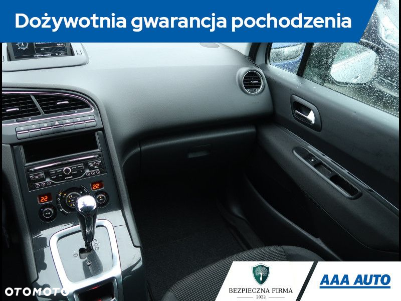 Peugeot 5008 - 9