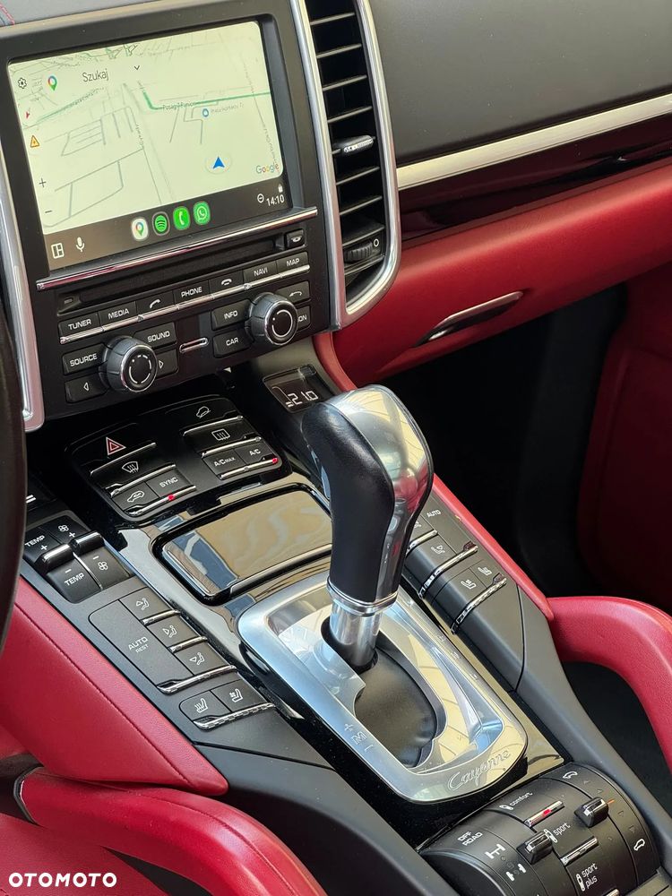 Porsche Cayenne - 20
