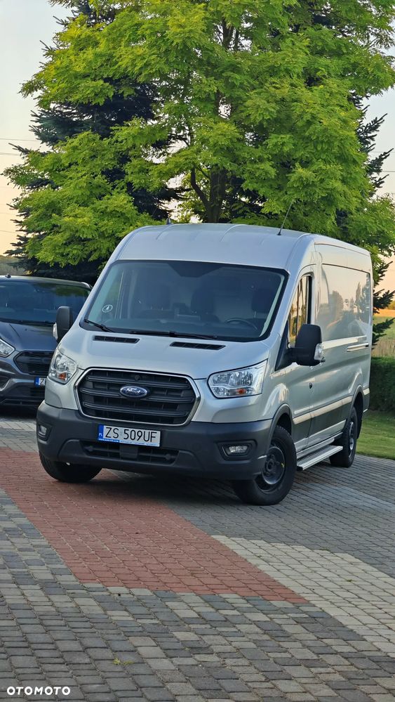 Ford Transit - 1