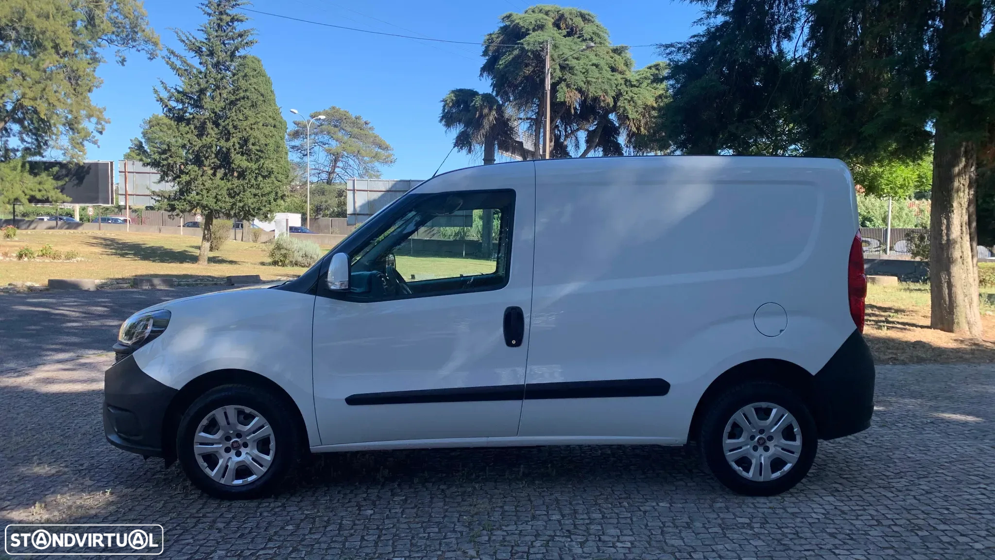 Fiat Doblo SX MJ 95 3 LUGARES » IVA Dedutível - 20