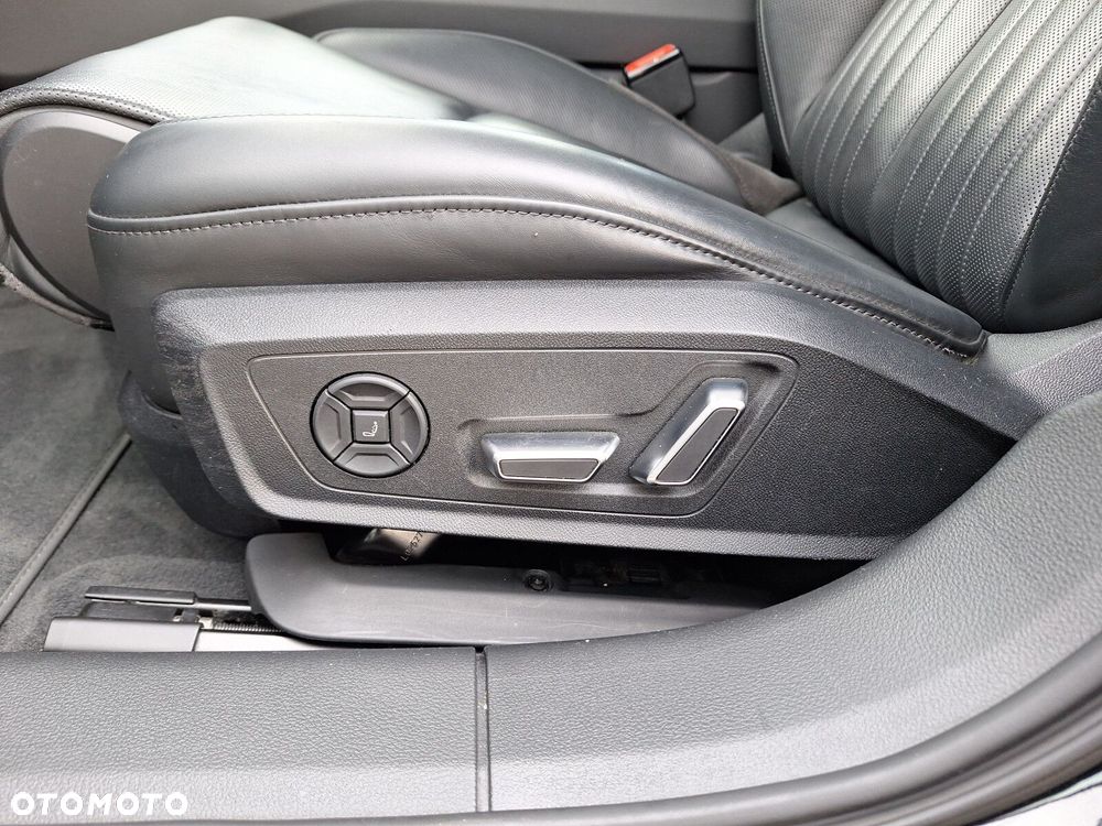 Audi A6 Allroad - 16