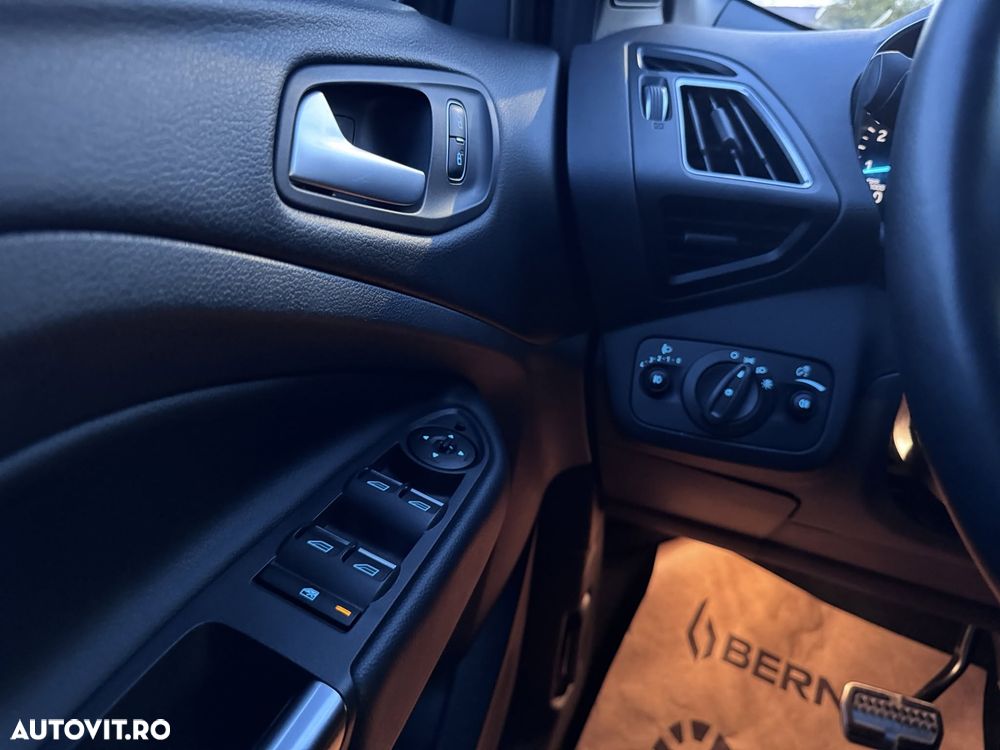 FORD Kuga 2017 — imagine 25