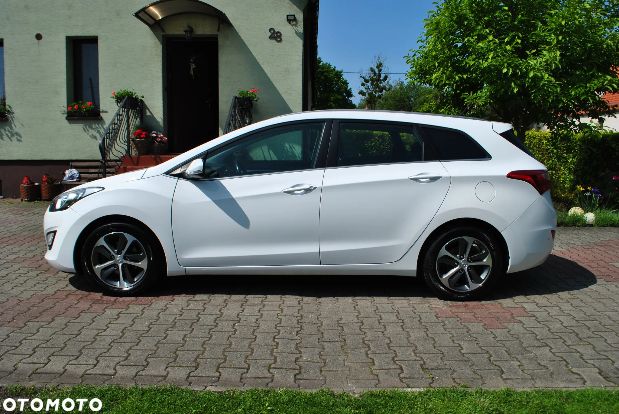 Hyundai i30 blue Kombi 1.6 GDi Style - 2
