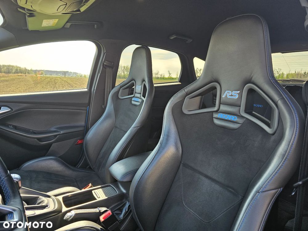 Ford Focus 2.3 EcoBoost RS - 10