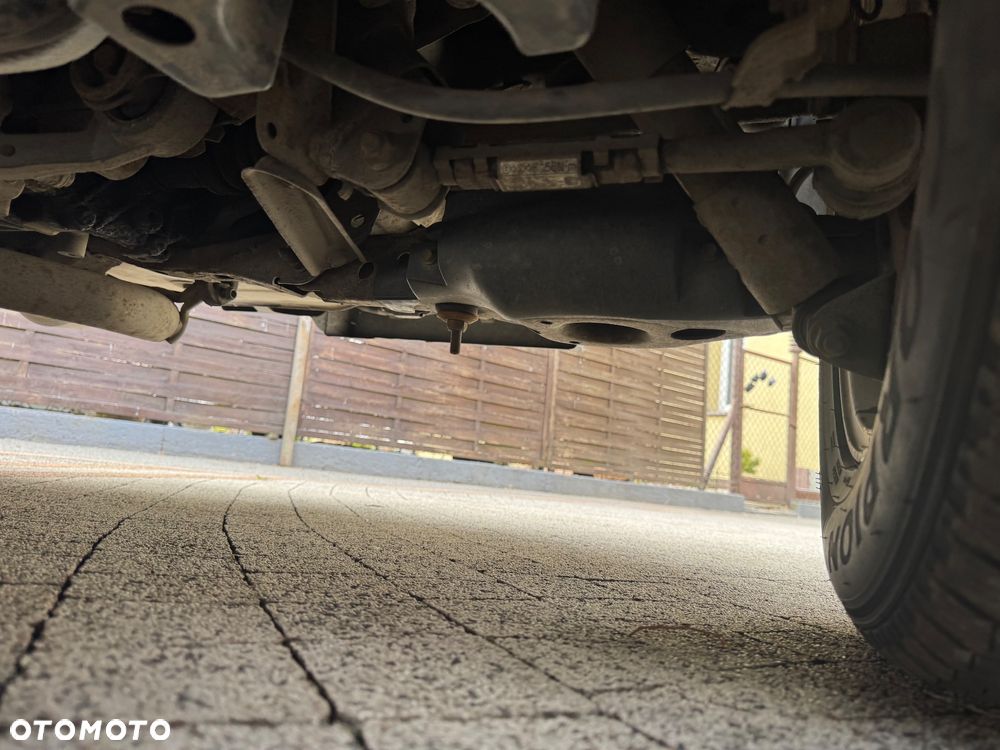 Toyota RAV4 2.2 D-4D 4x4 Sol - 12