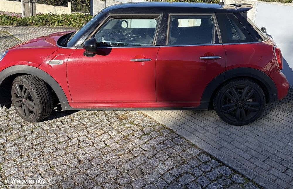 MINI 5 Portas Cooper D - 1