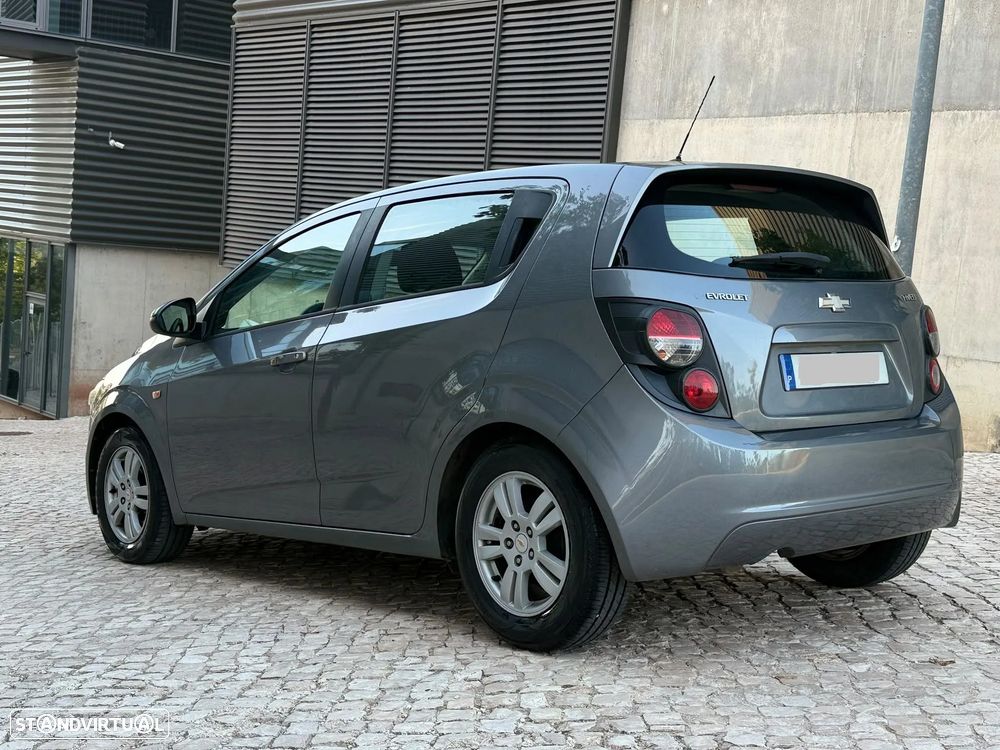 Chevrolet Aveo 1.3 VCDi LTZ - 4