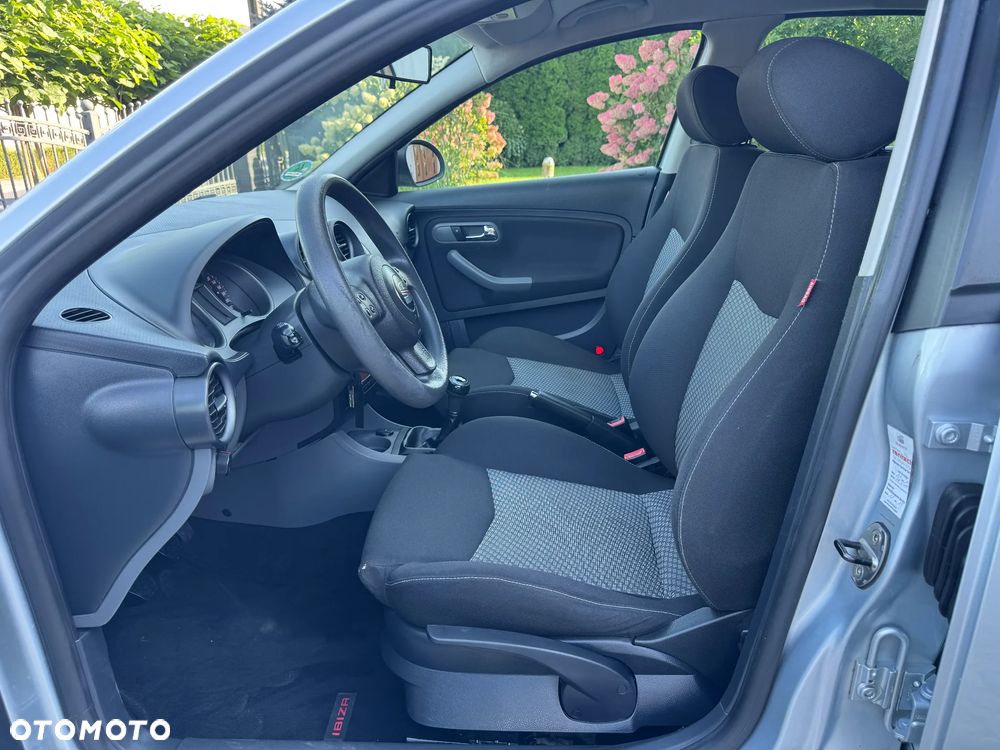 Seat Ibiza 1.4 16V Sport Edition - 28