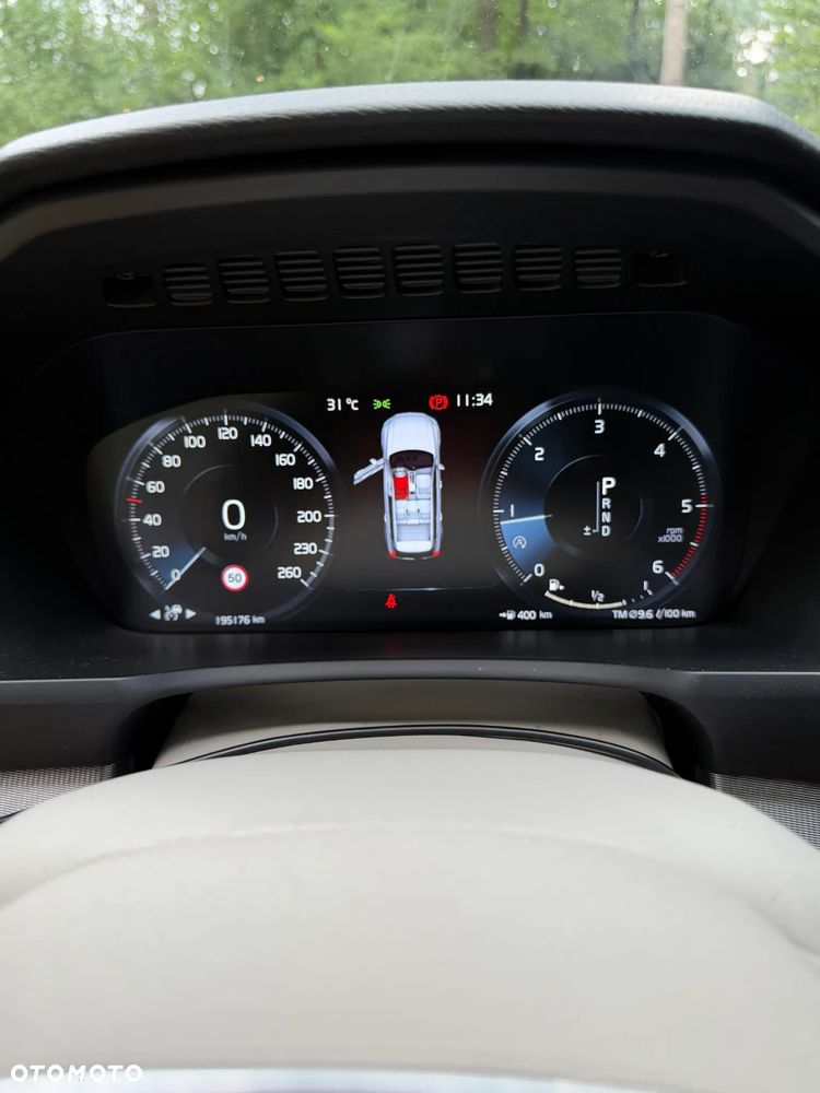 Volvo XC 90 D5 AWD Inscription - 6
