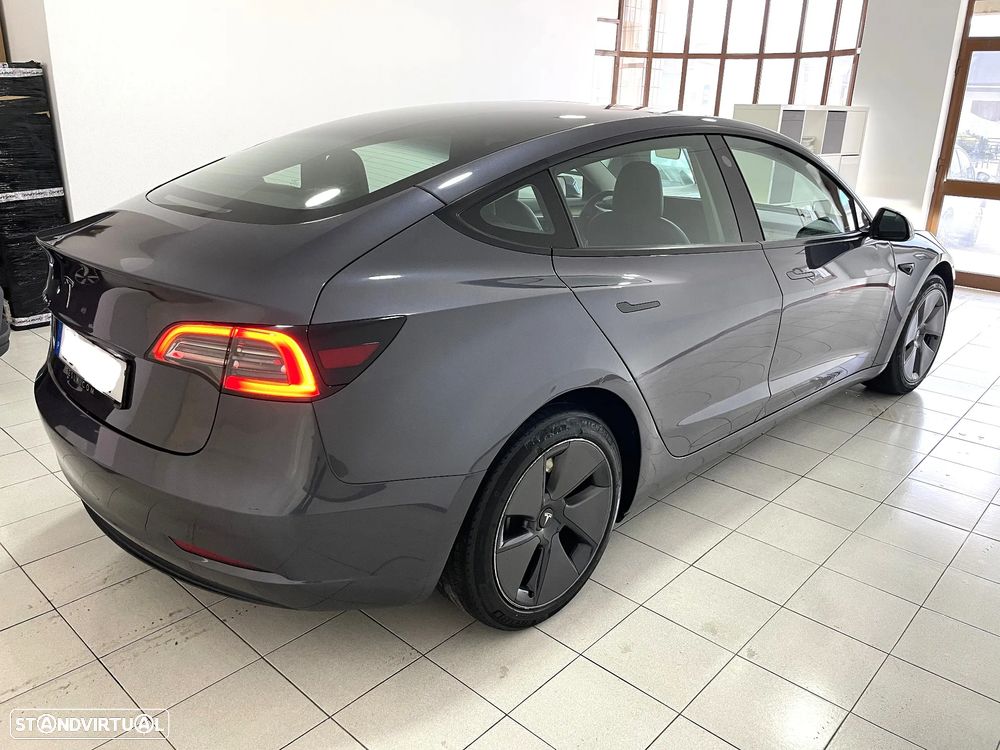 Tesla Model 3 Long Range Tração Traseira - 19