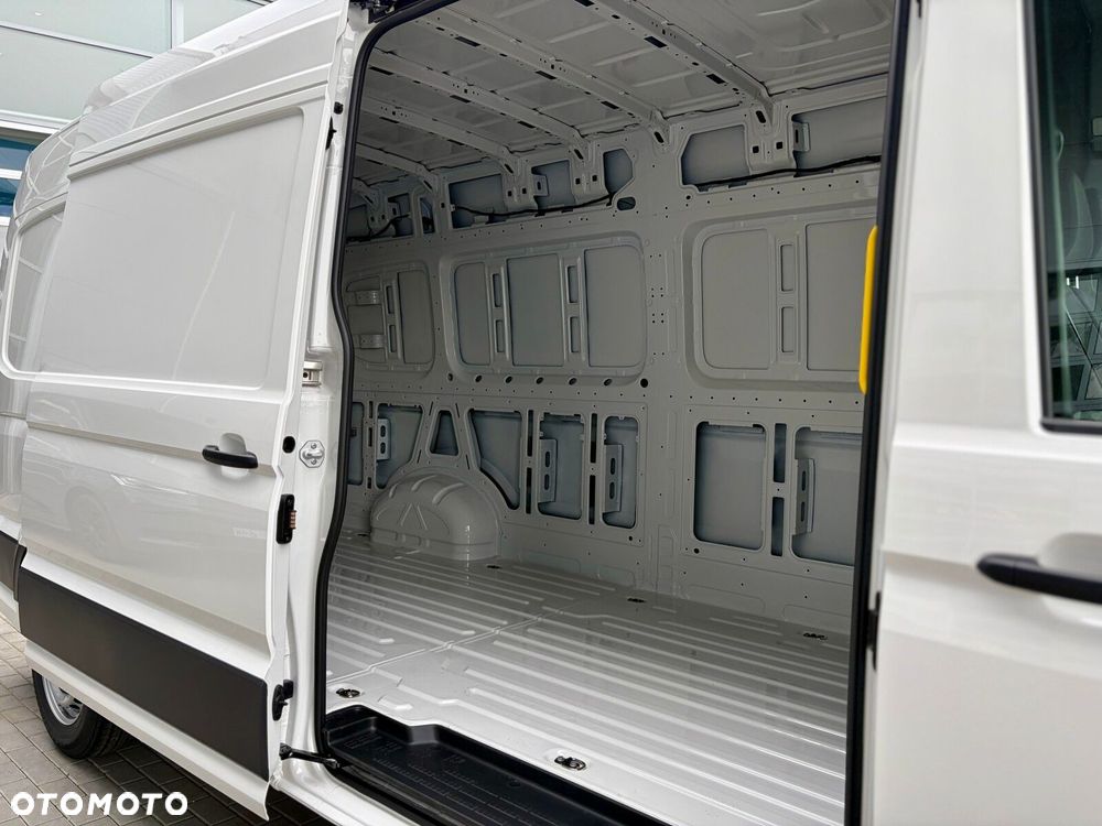 Volkswagen Crafter 35 2.0 TDI L4H3 4490 140 KM - 10