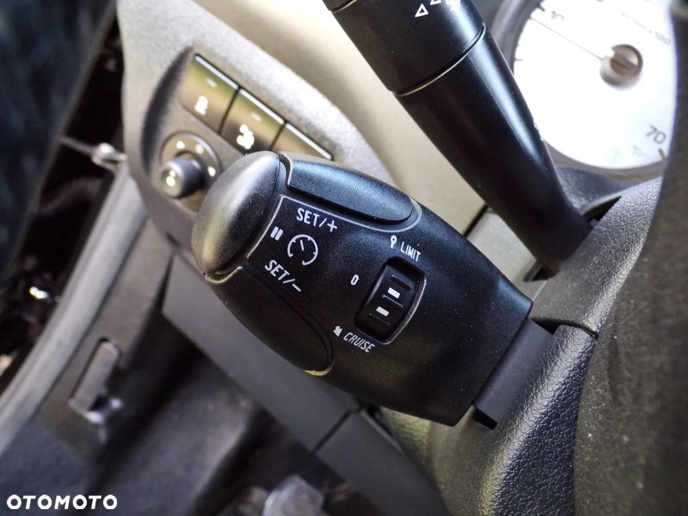 Citroën Berlingo Multispace BlueHDi 100 SELECTION - 21
