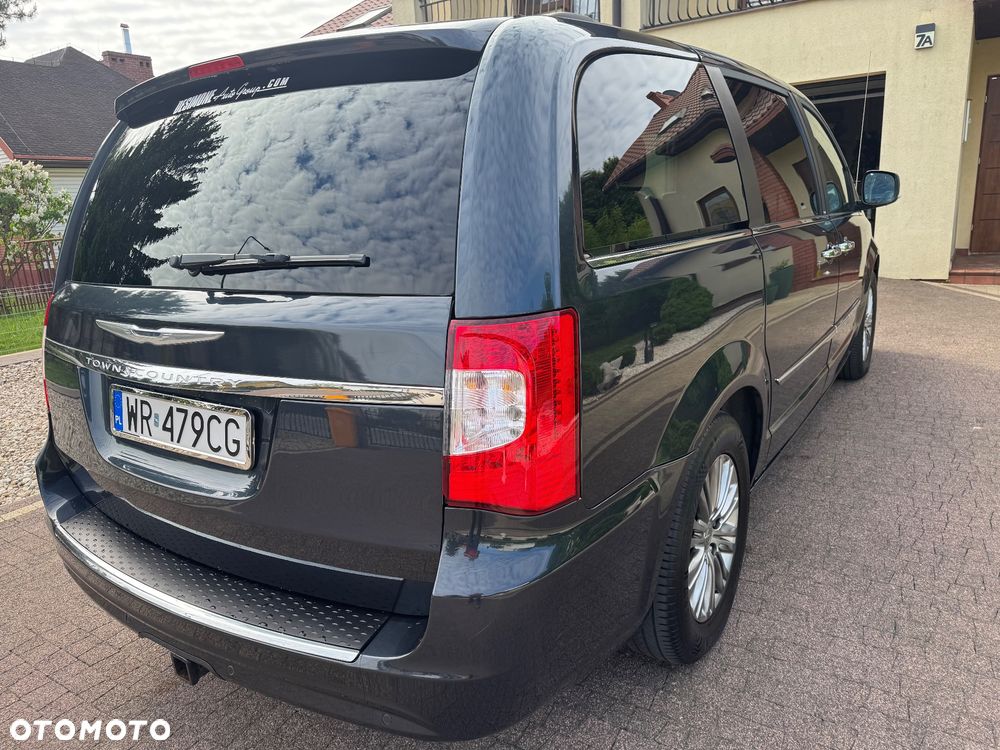 Chrysler Town & Country 3.6 Touring - 3