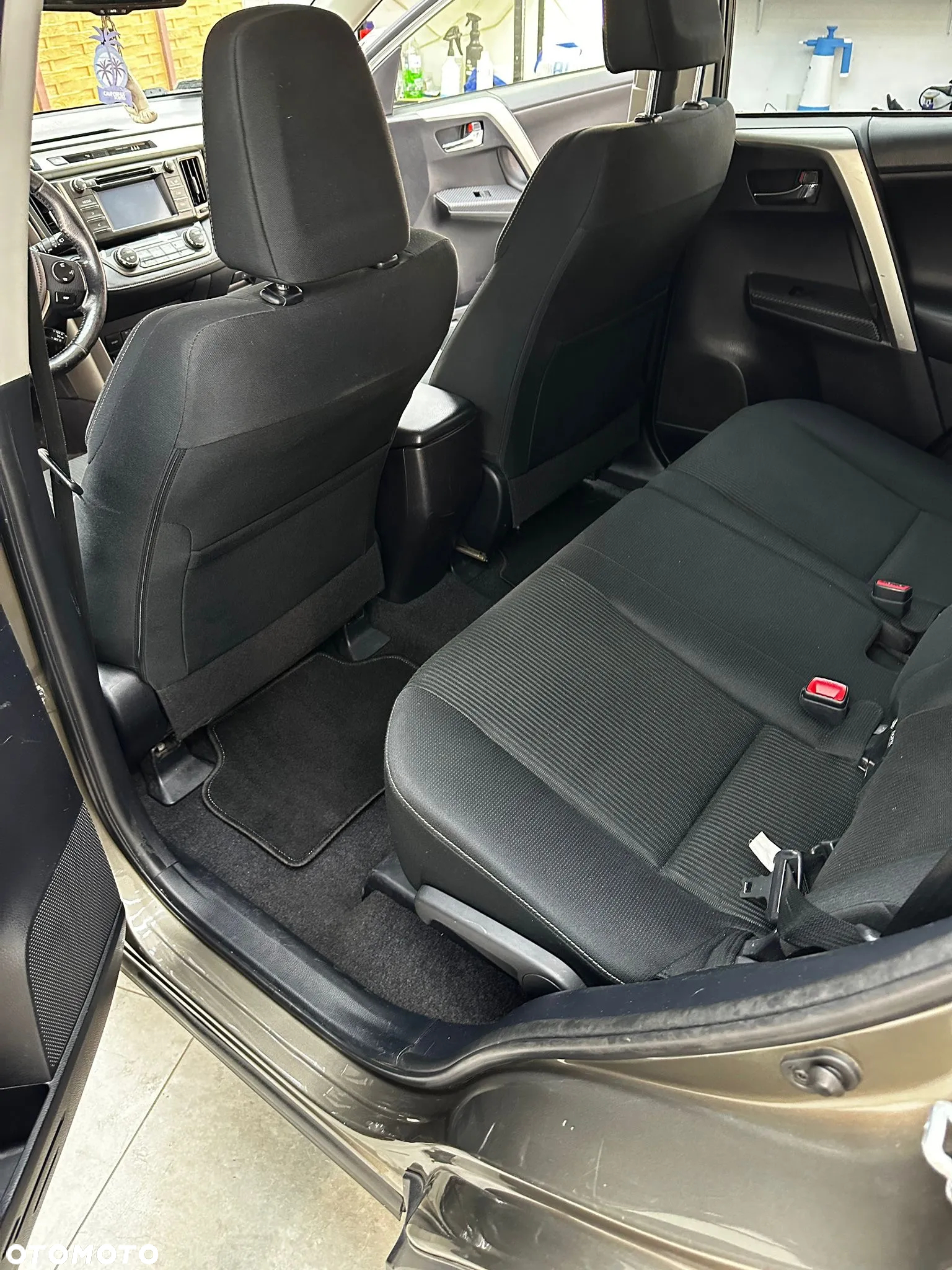 Toyota RAV4 2.0 D-4D Premium - 5