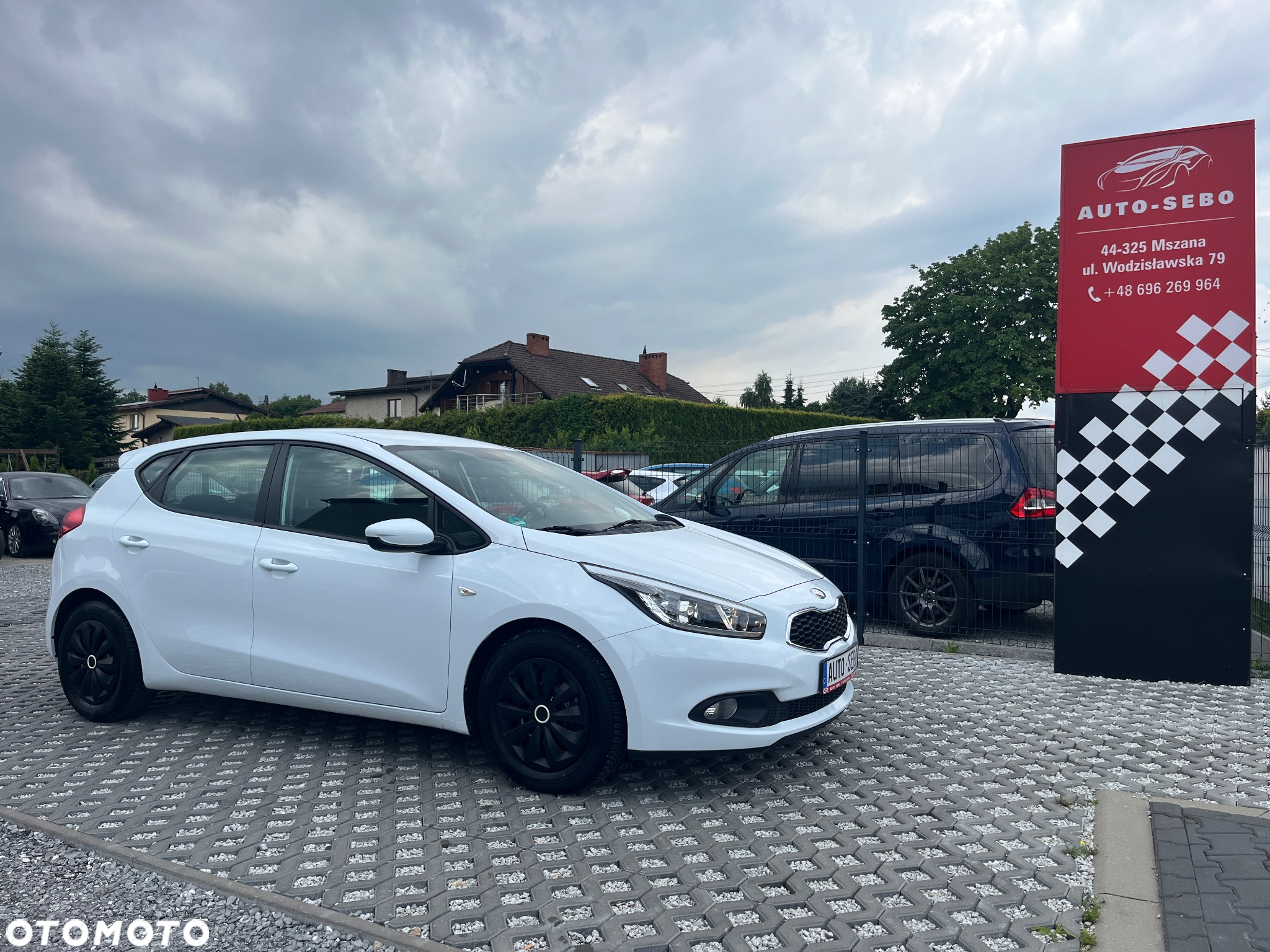 Kia Ceed - 9