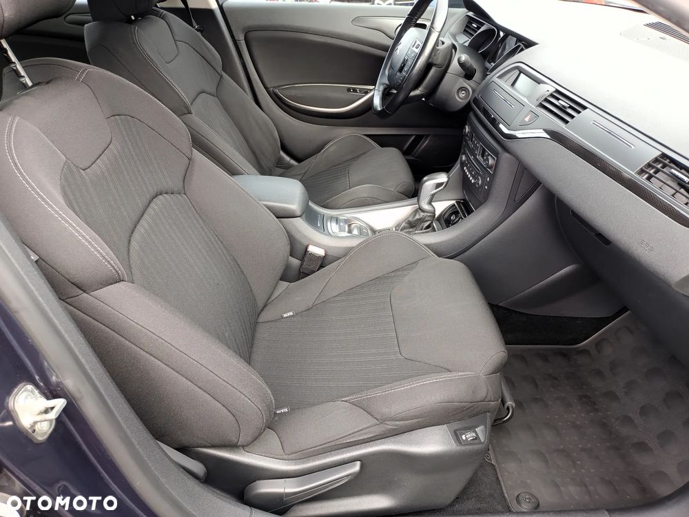 Citroën C5 Tourer 2.0 16V Confort - 16