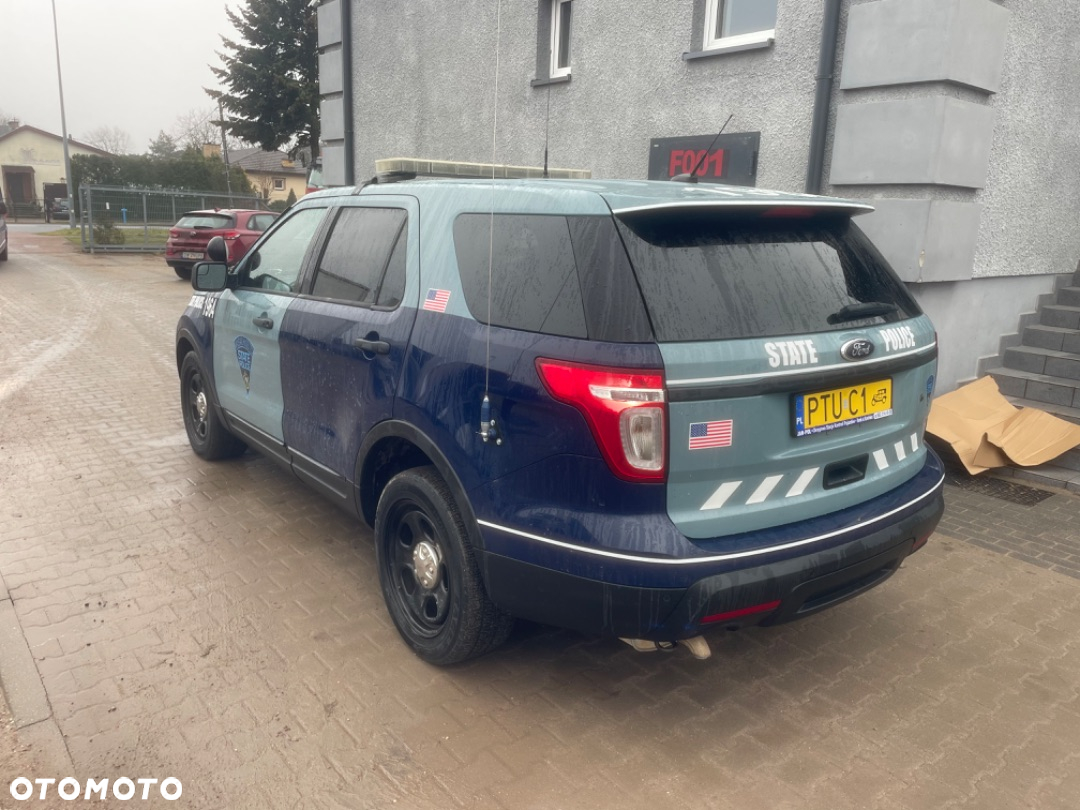 Ford Explorer - 2