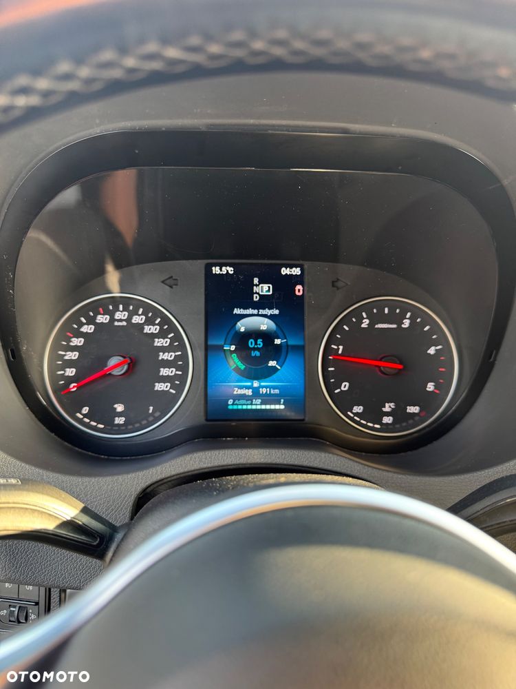 Mercedes-Benz Sprinter 907 - 22