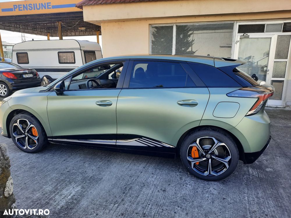 MG MG4 EV 64 kWh XPower - 8