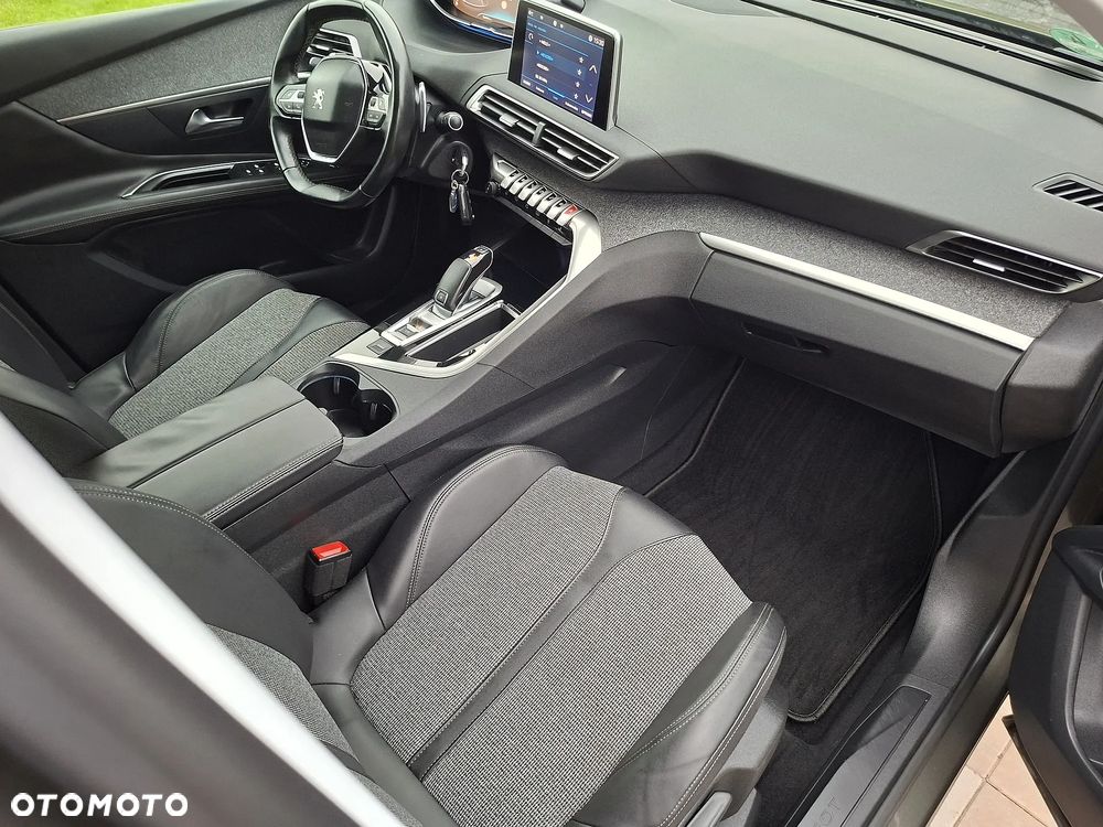 Peugeot 3008 - 28