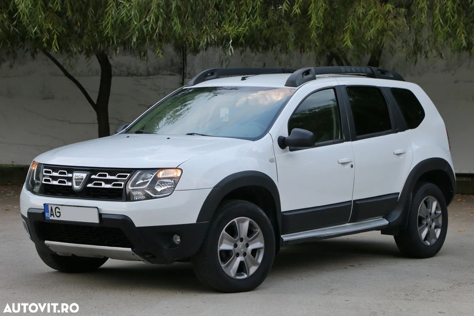 Dacia Duster 1.5 dCi 4x2 Laureate - 1