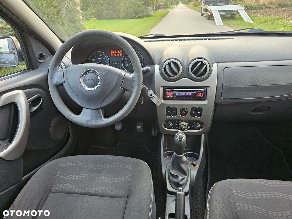 Dacia Sandero Stepway 1.6 - 7
