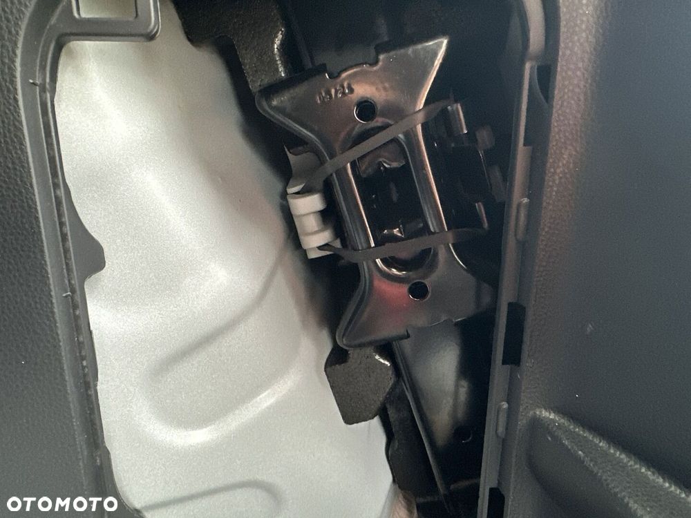 Toyota Yaris Hybrid 1.5 Comfort - 17