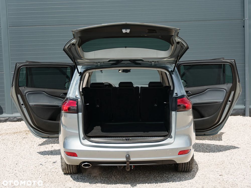 Opel Zafira 1.6 T SIDI Cosmo S&S - 16