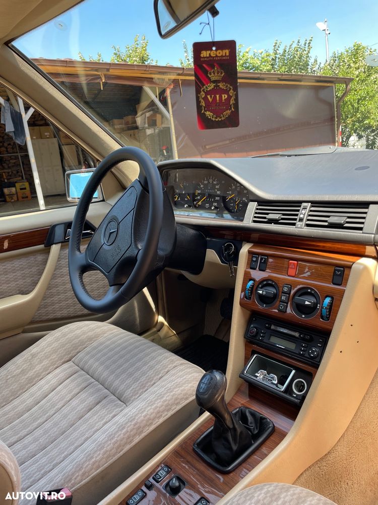 Mercedes-Benz W124 - 5