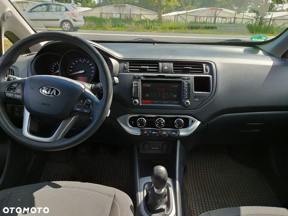 Kia Rio 1.4 Edition 7 - 9