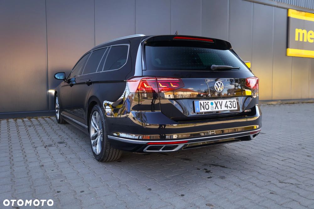 Volkswagen Passat 2.0 TDI SCR (BlueMotion Tech) 4Mot DSG Highline - 16