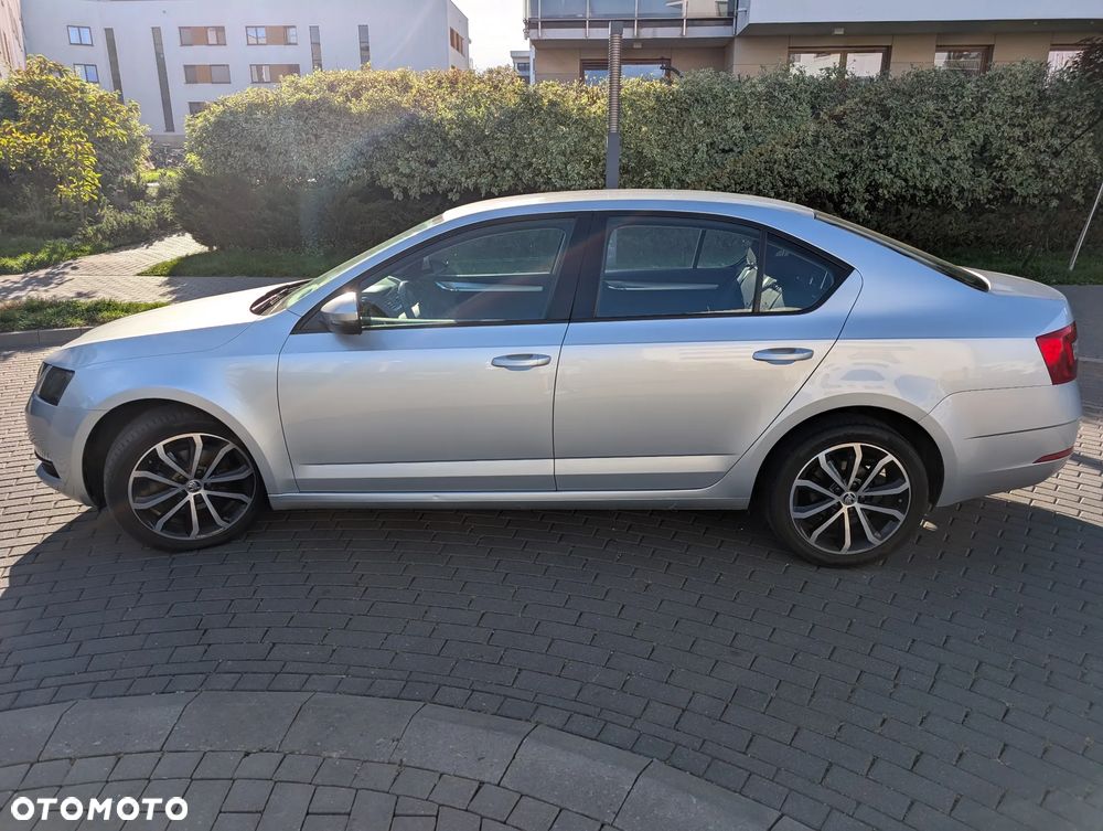 Skoda Octavia - 8