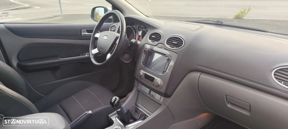 Ford Focus SW 1.6 TDCi Titanium - 16
