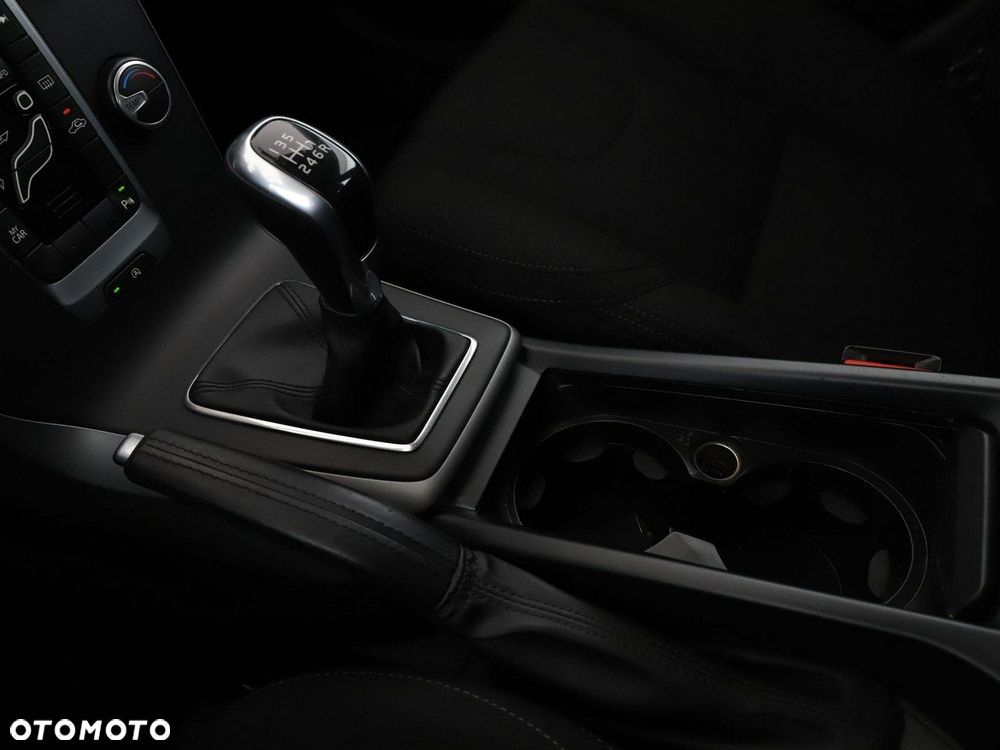 Volvo V40 D2 Drive-E SCR Kinetic - 28