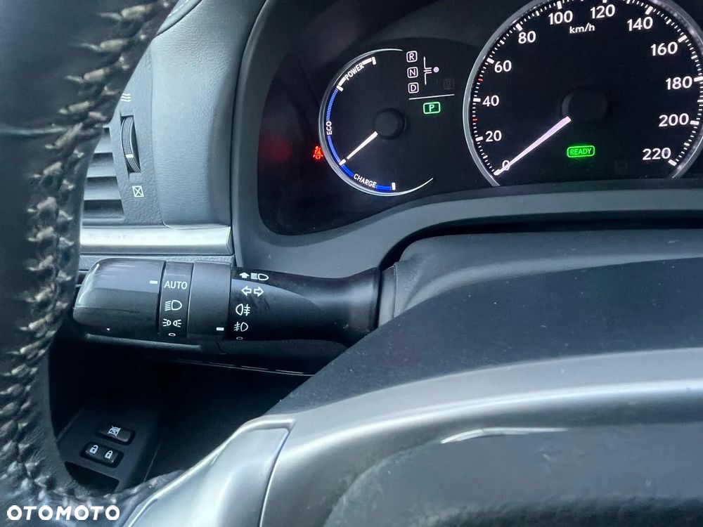 Lexus CT 200h Executive Line - 4