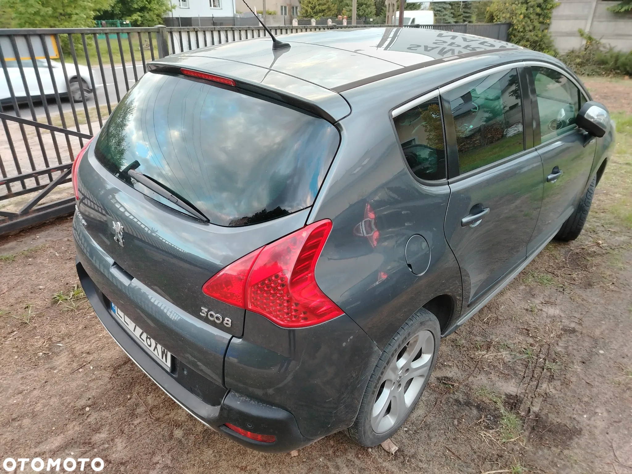 Peugeot 3008 HDi FAP 110 Premium - 4