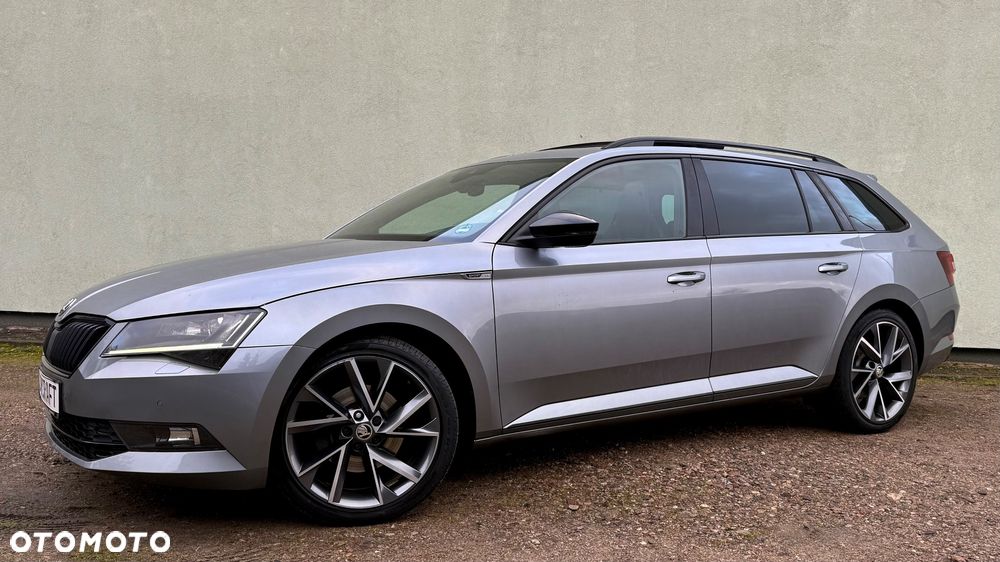 Skoda Superb 2.0 TDI 4x4 DSG SportLine - 8