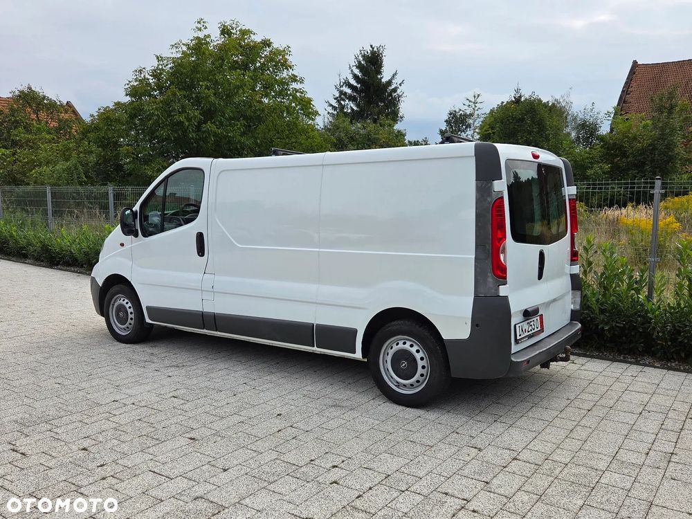 Opel VIVARO - 11