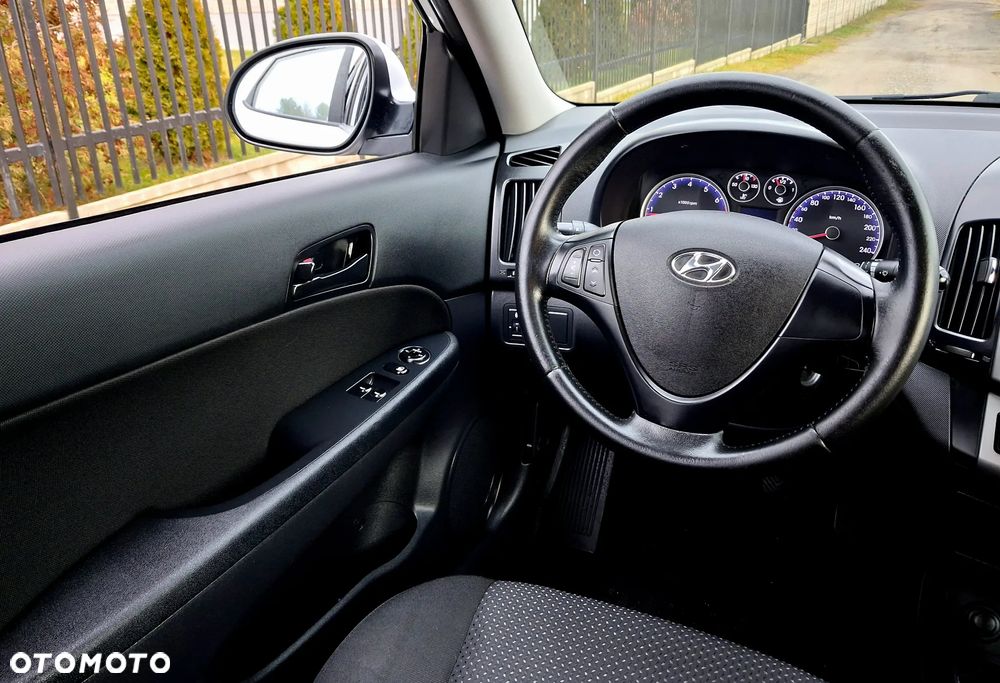 Hyundai i30 1.4 Blue Comfort - 18