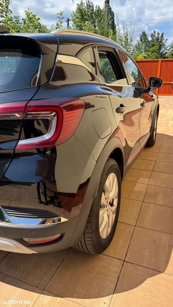 Renault Captur - 31