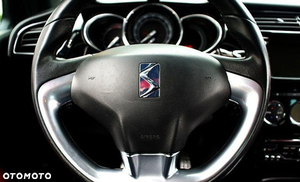 Citroën DS3 1.6 HDi SoChic - 26