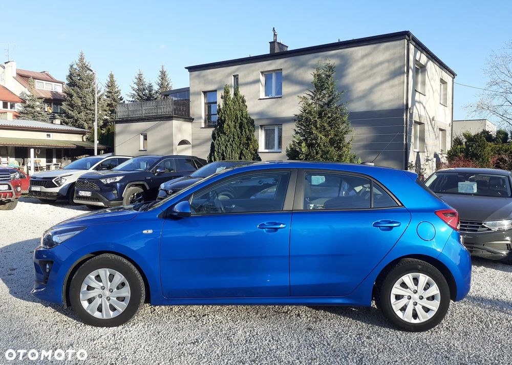 Kia Rio - 2