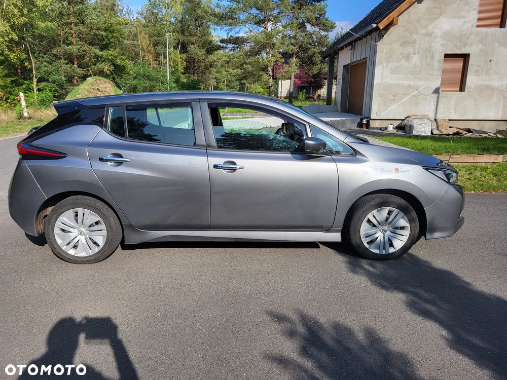 Nissan Leaf 40kWh Visia - 17