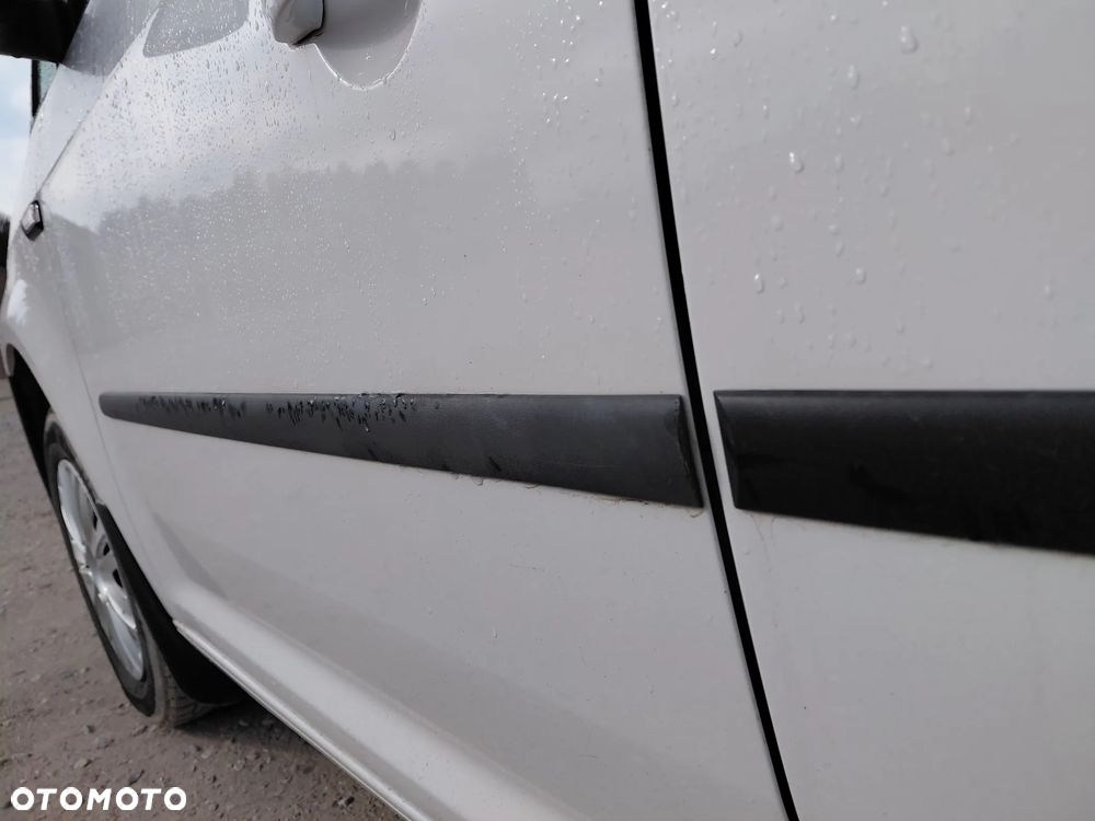 Volkswagen Caddy 2.0 TDI Comfortline - 13