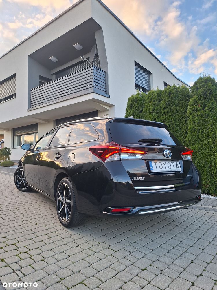 Toyota Auris 1.8 VVT-i Hybrid Automatik Edition-S - 2