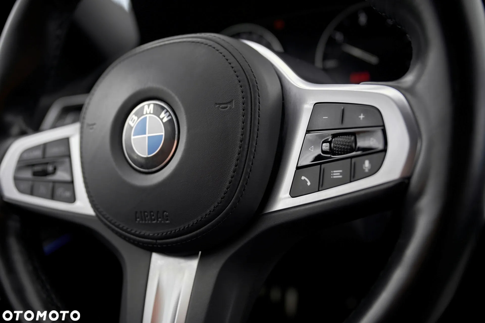 BMW Seria 3 320d M Sport sport - 37
